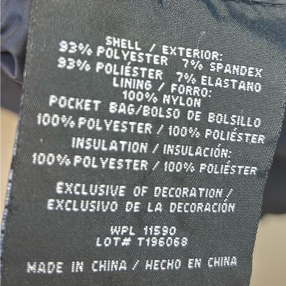 32 Degrees Women's Black Puffer Jacket with Detachable Hoodie - Picture 4 of 6